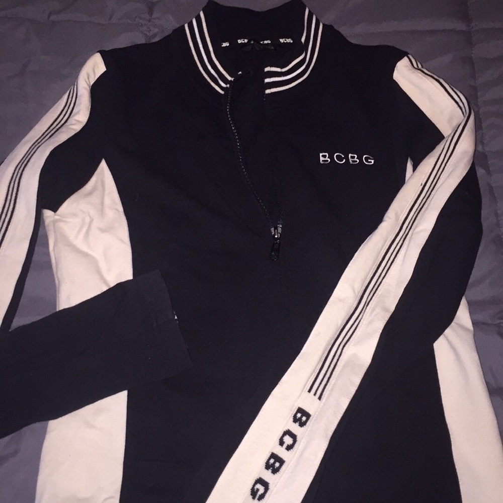 BCBG black & white jacket EUC sz M